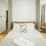 Delightful 2B/2B Prime Central London Apartment